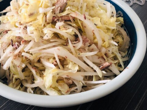 いわし缶と春キャベツのスパイスサラダ